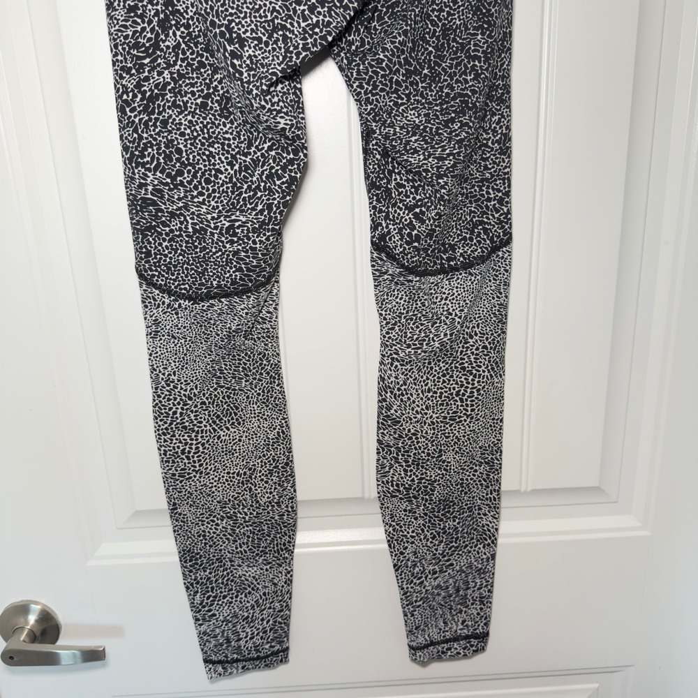 Lululemon 4 Wunder Pant High Rise Black White Polar Shift Pattern Leggings - Picture 9 of 12